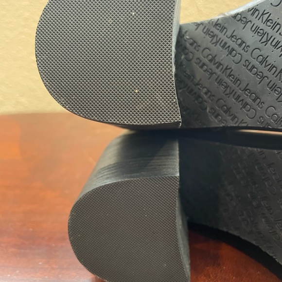 NEW Calvin Klein Maggie Chelsea Boots Heel Size 10 - Picture 8 of 10